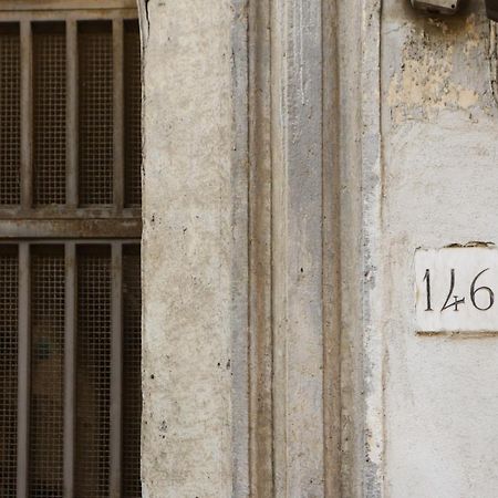 Cozy Apartment In Piazza Cavour By Wonderful Italy Napoli Dış mekan fotoğraf